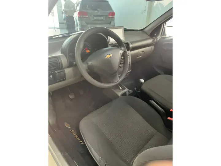 CLASSIC 1.0 MPFI LS 8V FLEX 4P MANUAL