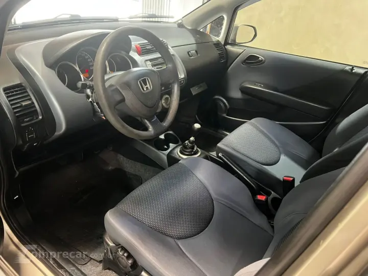 Fit 1.4 16V 4P CX FLEX