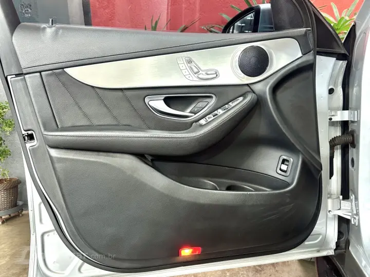 GLC 250 2.0 CGI GASOLINA COUPÉ 4MATIC 9G-TRONIC