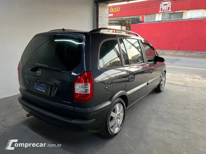 ZAFIRA 2.0 MPFI Elegance 8V