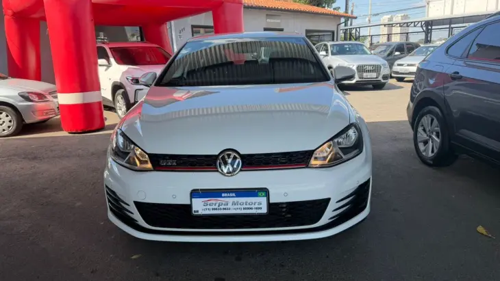 Golf 2.0 4P GTI TURBO AUTOMÁTICO