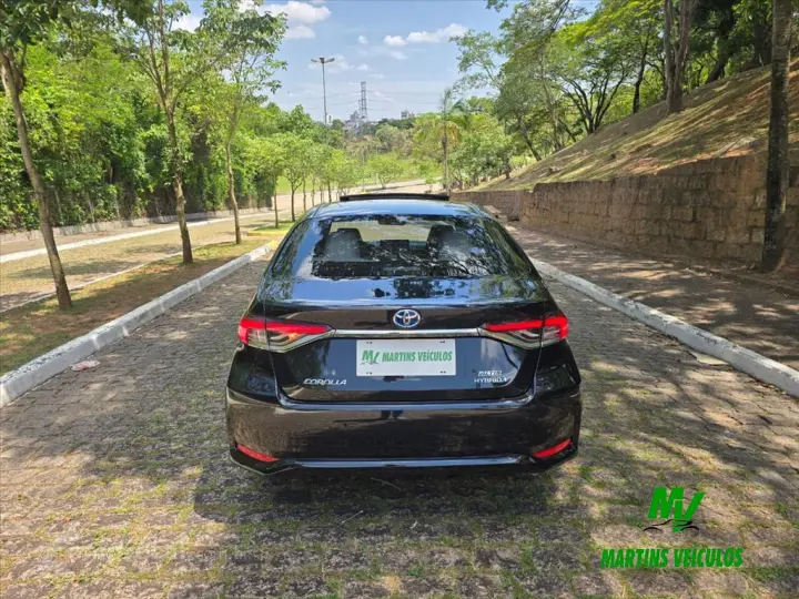 COROLLA 1.8 VVT-I Hybrid Altis Premium