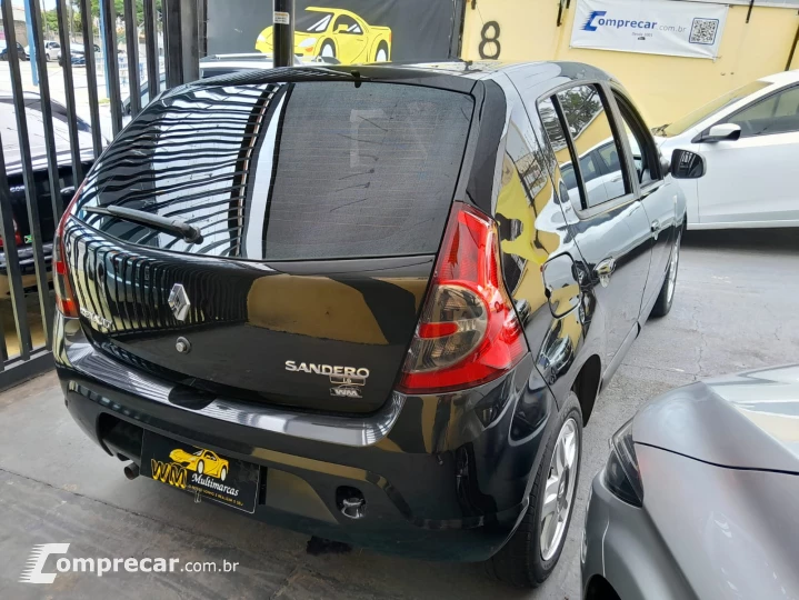 SANDERO 1.6 8v