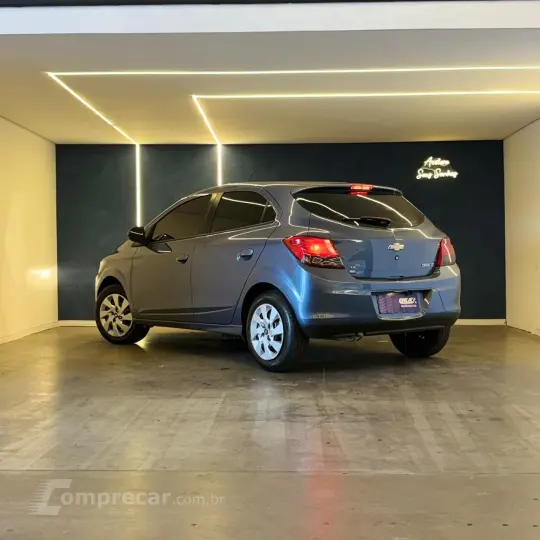 ONIX HATCH LT 1.4 8V FlexPower 5p Mec.