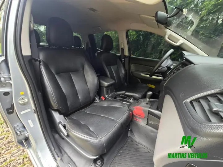 L200 TRITON 2.4 16V TURBO DIESEL OUTDOOR GLS CD 4