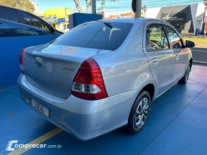 ETIOS 1.5 XS SEDAN 16V FLEX 4P AUTOMÁTICO