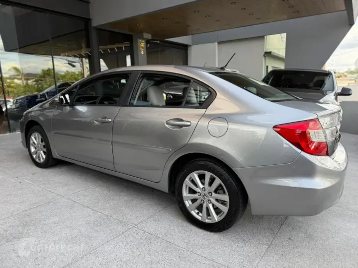 CIVIC 1.8 LXL 16V FLEX 4P MANUAL