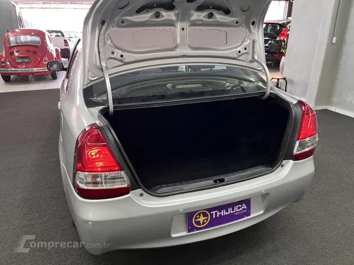 ETIOS 1.5 XLS Sedan 16V