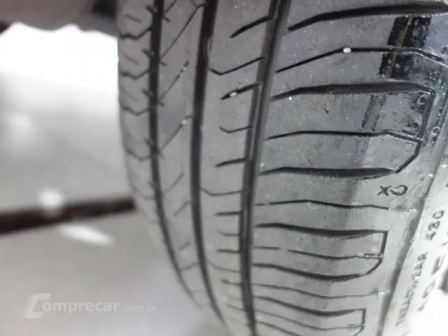 VERSA - 1.0 12V 4P MANUAL