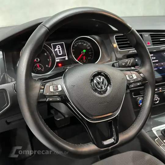 Golf Comfort. 200 TSI 1.0 Flex 12V Aut.