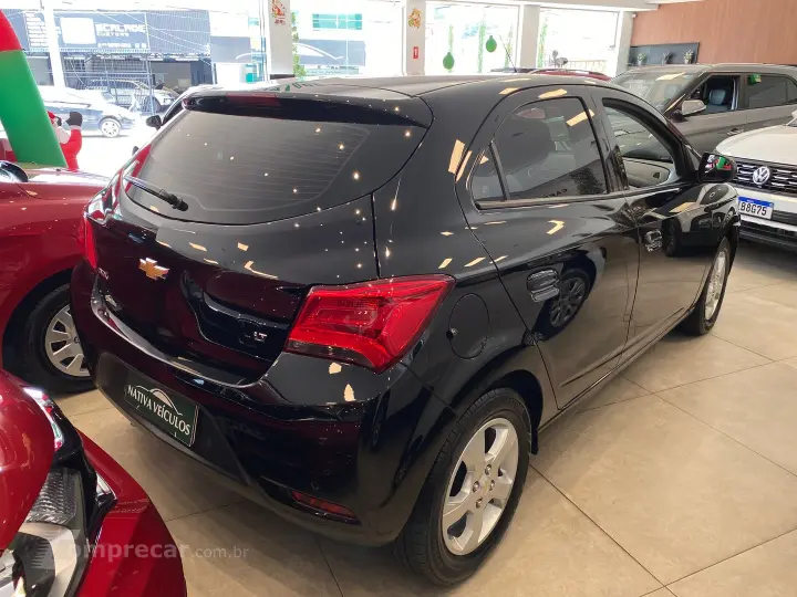 Onix 1.4 Mpfi Lt 8V Flex 4P Automático