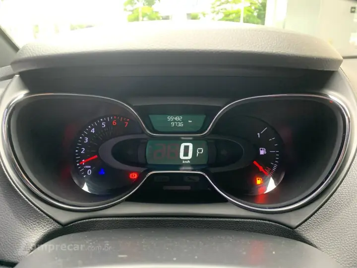 CAPTUR Intense Bose 1.6 16V Flex 5p Aut.