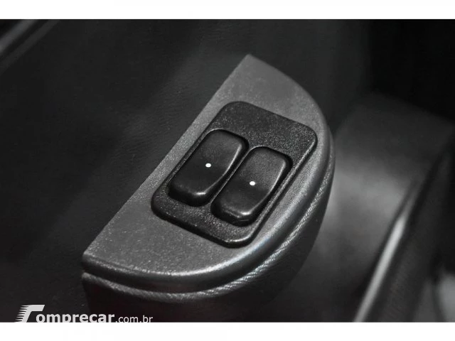CELTA - 1.0 MPFI LT 8V 4P MANUAL