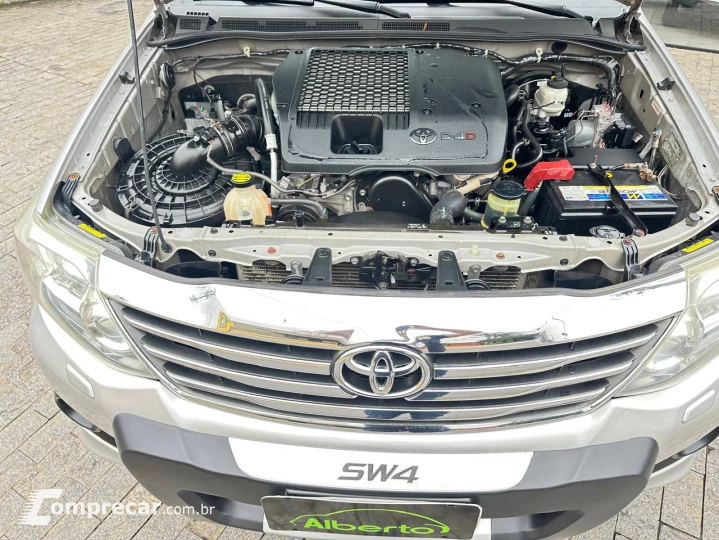 HILUX 3.0 SRV 4X4 CD 7 Lugares 16V Turbo Intercooler