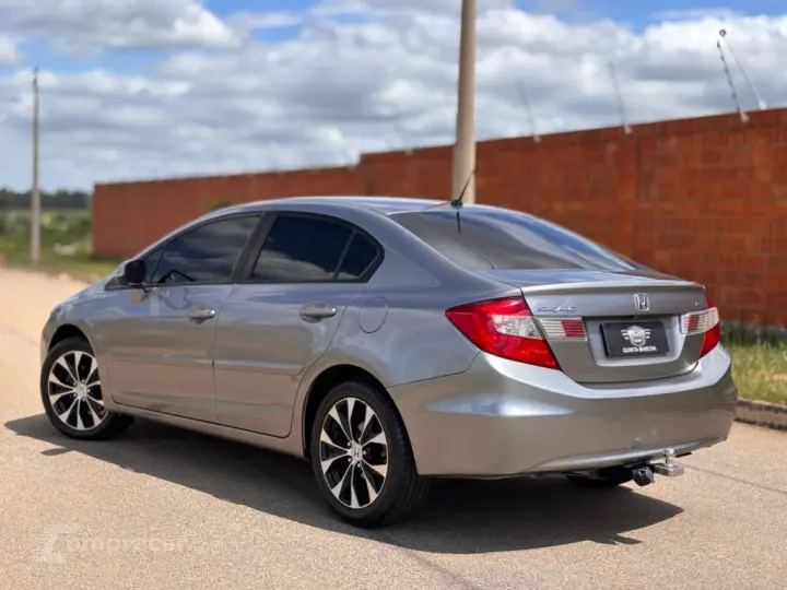 CIVIC 1.8 LXS 16V FLEX 4P AUTOMÁTICO