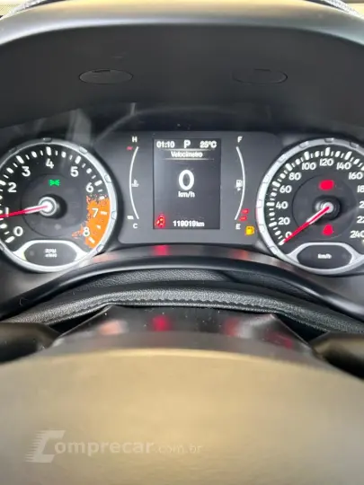 Renegade Longitude 1.8 4x2 Flex 16V Aut.