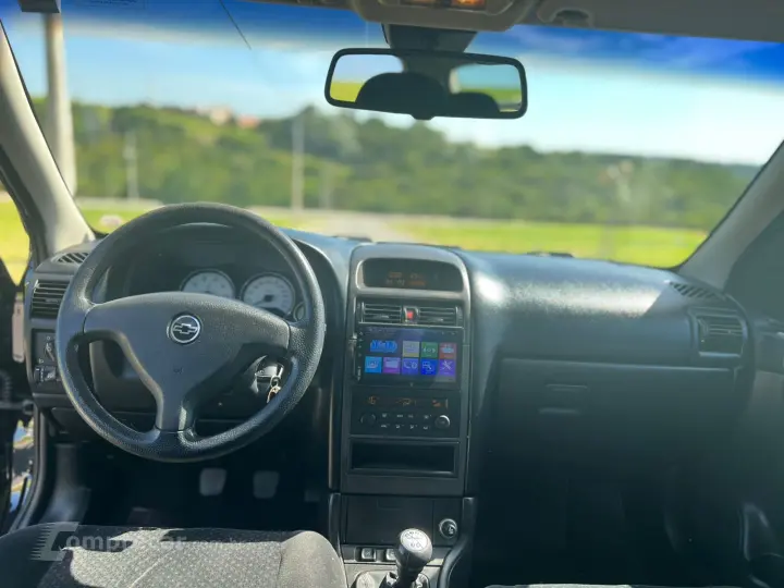 ASTRA 2.0 MPFI Advantage 8V