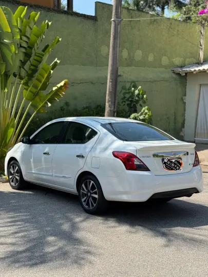 VERSA 1.6 16V Unique