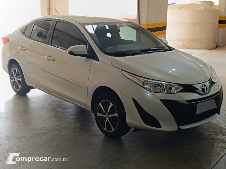 YARIS 1.5 16V Sedan XL Live