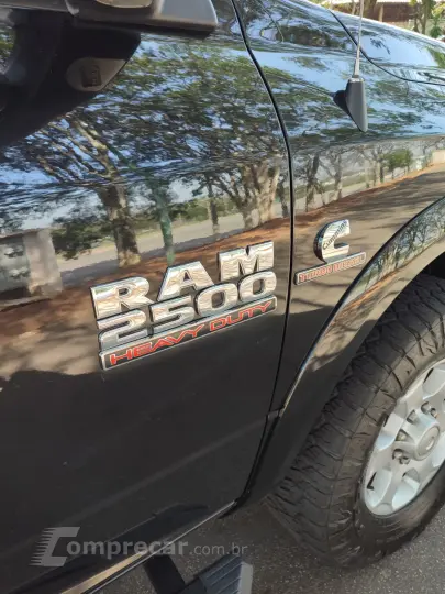 RAM 6.7 2500 Laramie 4X4 CD I6 Turbo
