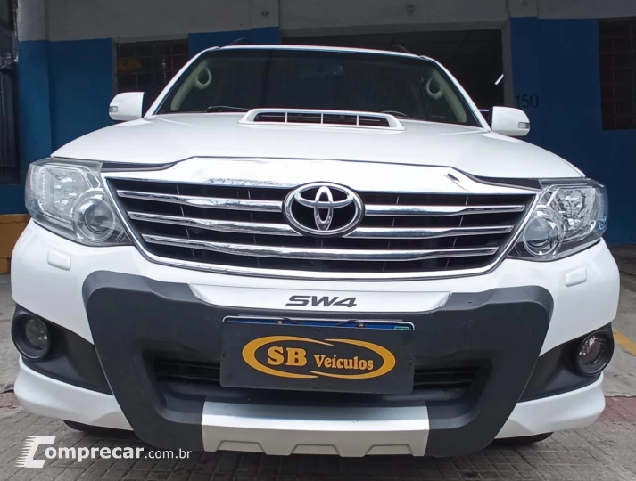 HILUX SW4  3.0  Turbo