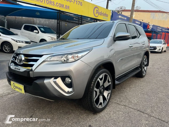 Hilux SW4 2.7 16V 4P FLEX SRV 7 LUGARES AUTOMÁTICO