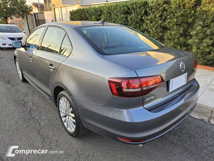 JETTA 1.4 16V TSI Comfortline