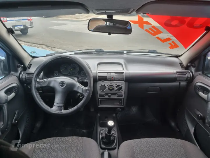 CORSA 1.0 MPFI Classic Sedan 8V