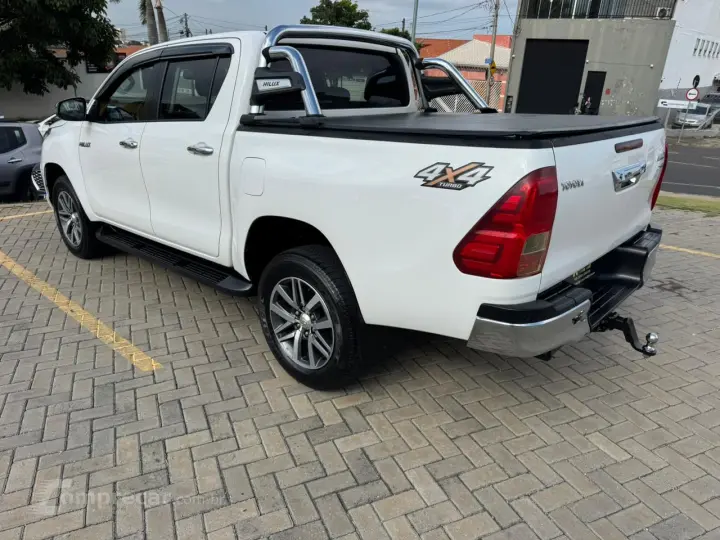 Toyota Hilux SRV CD 4x4 Diesel TDI AT