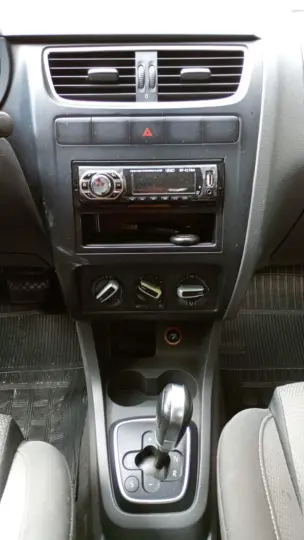 SPACEFOX 1.6 MI I-motion 8V