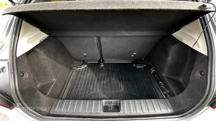 ONIX 1.0 Turbo Plus LTZ