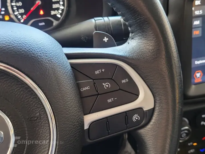 Renegade Longitude 1.8 4x2 Flex 16V Aut.