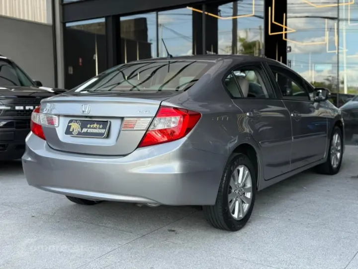 CIVIC 1.8 LXL 16V FLEX 4P MANUAL