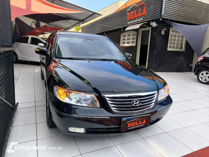 AZERA 3.3 MPFI GLS Sedan V6 24V