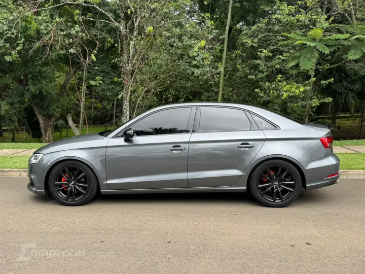 A3 1.4 TFSI Sedan Ambiente 16V