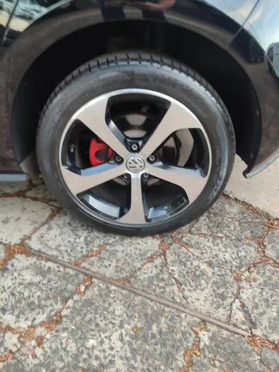 GOLF 2.0 TSI GTI 16V 220cv Turbo