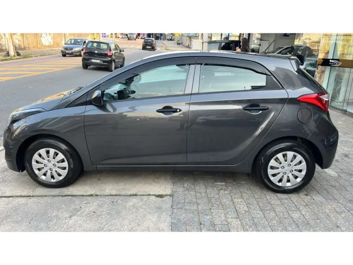 HB20 1.0 COMFORT PLUS 12V FLEX 4P MANUAL