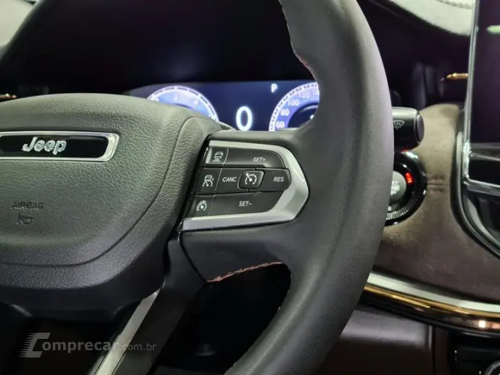 COMMANDER OVERLAND T270 1.3 TB FLEX AUT