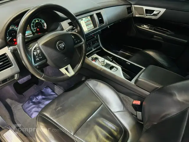 XF - 2.0 LUXURY TURBOCHARGED 4P AUTOMÁTICO