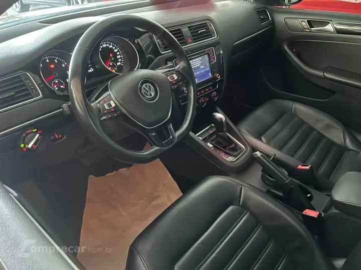 JETTA Highline 2.0 TSI 16V 4p Tiptronic