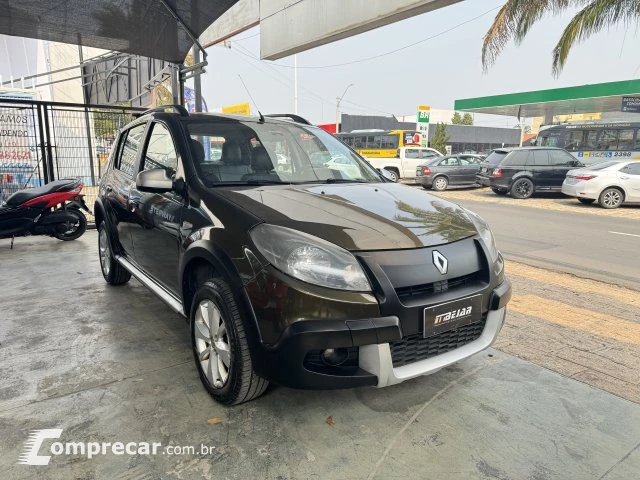 SANDERO - 1.6 STEPWAY 8V 4P MANUAL