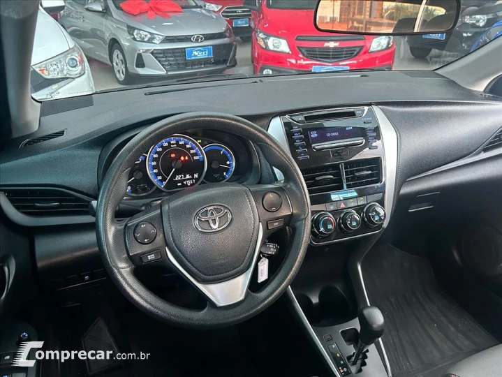 YARIS 1.5 16V FLEX SEDAN XL LIVE MULTIDRIVE