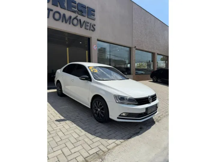 JETTA 2.0 TRENDLINE FLEX 4P TIPTRONIC