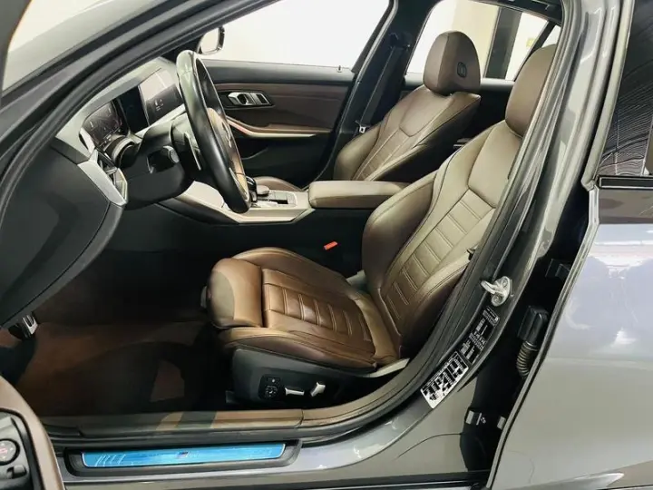 320I  ACTIVE FLEX