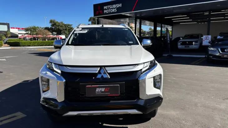 L200 TRITON 2.4 16V Turbo Sport Hpe-s CD 4X4