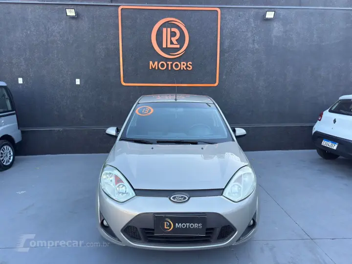 FIESTA 1.6 MPI Class Hatch 8V