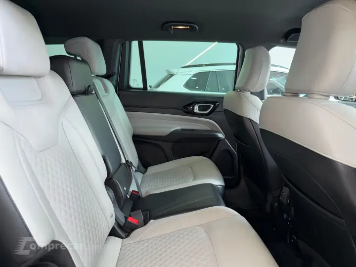 COMMANDER 1.3 T270 Turbo Limited