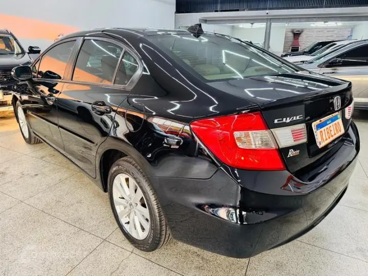 CIVIC LXR 2.0 16V FLEX AUT.