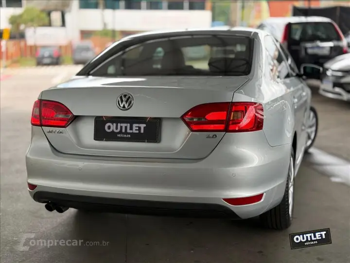 JETTA 2.0 COMFORTLINE FLEX 4P TIPTRONIC