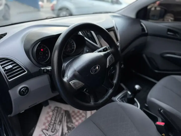 HB20S 1.0 Comfort Plus 12V